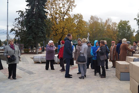 Открытие сквера в центре Сормова после обновления тротуарной плитки